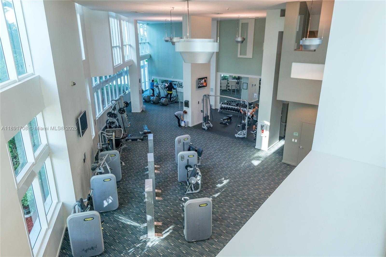 Small Image of 1900 NORTH BAYSHORE DR #2216, Miami Number 26