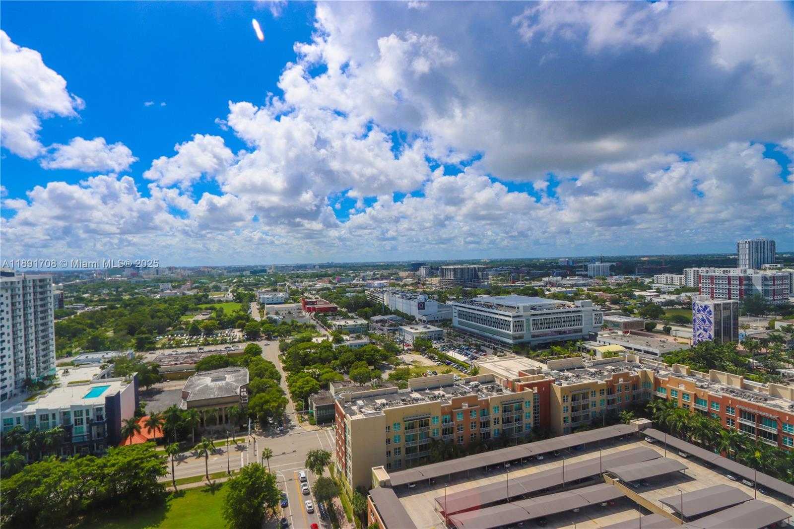 Small Image of 1900 NORTH BAYSHORE DR #2216, Miami Number 30