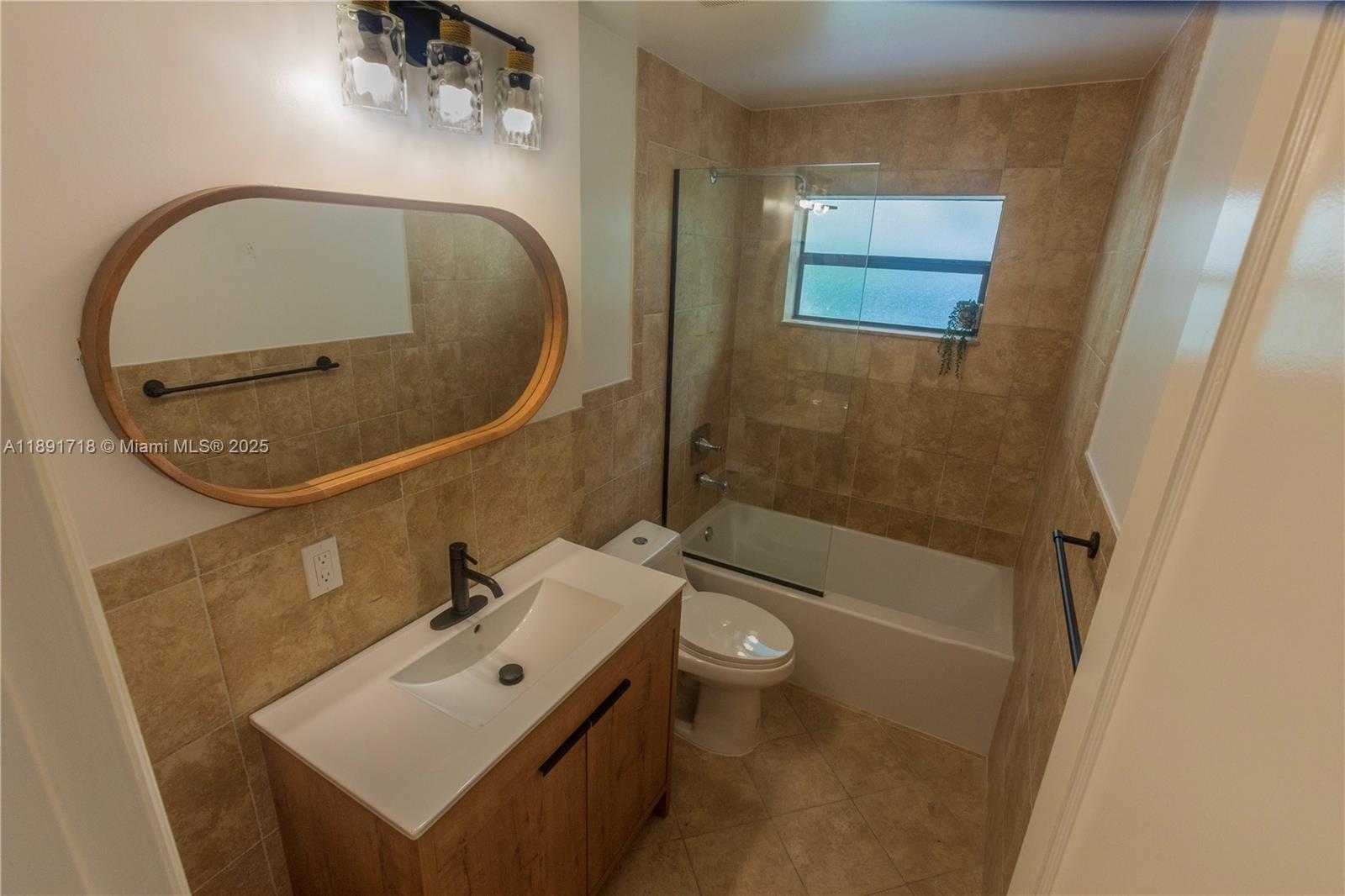 Small Image of 7420 SOUTH WEST 34TH TER, Miami Number 16