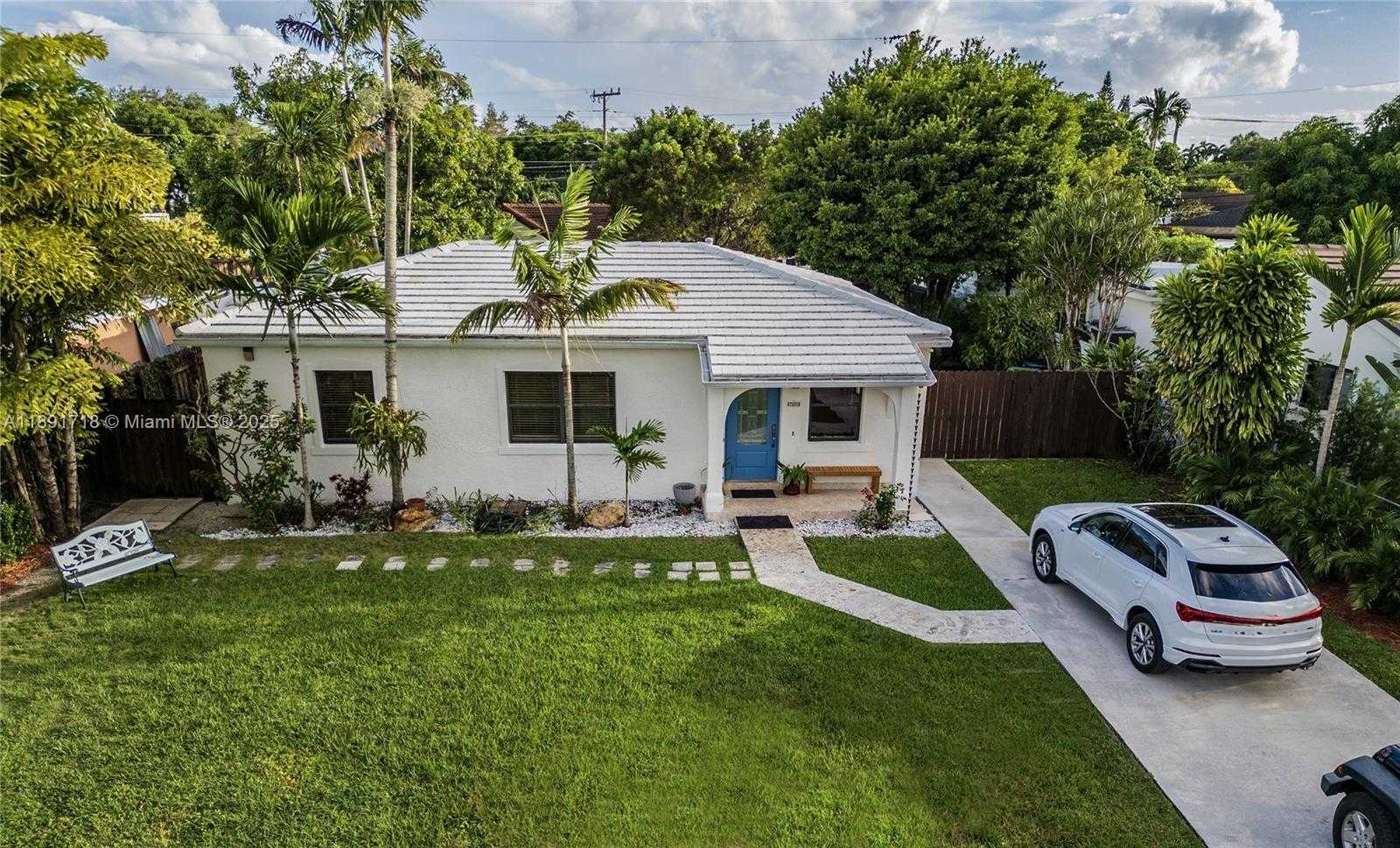 Small Image of 7420 SOUTH WEST 34TH TER, Miami Number 21