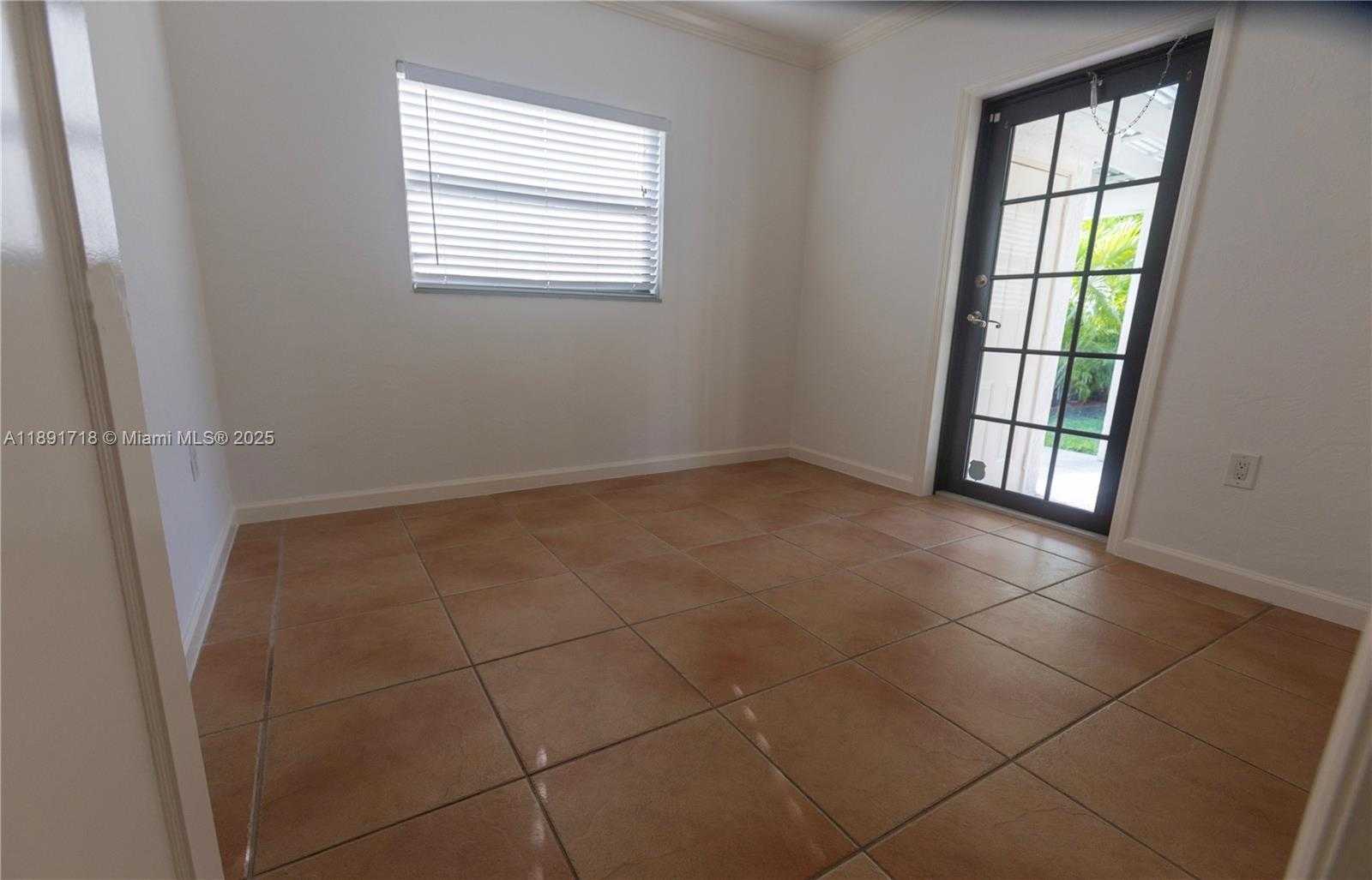 Small Image of 7420 SOUTH WEST 34TH TER, Miami Number 23