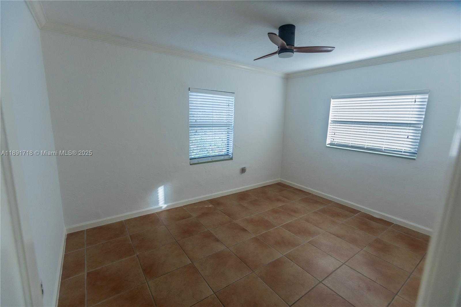 Small Image of 7420 SOUTH WEST 34TH TER, Miami Number 24