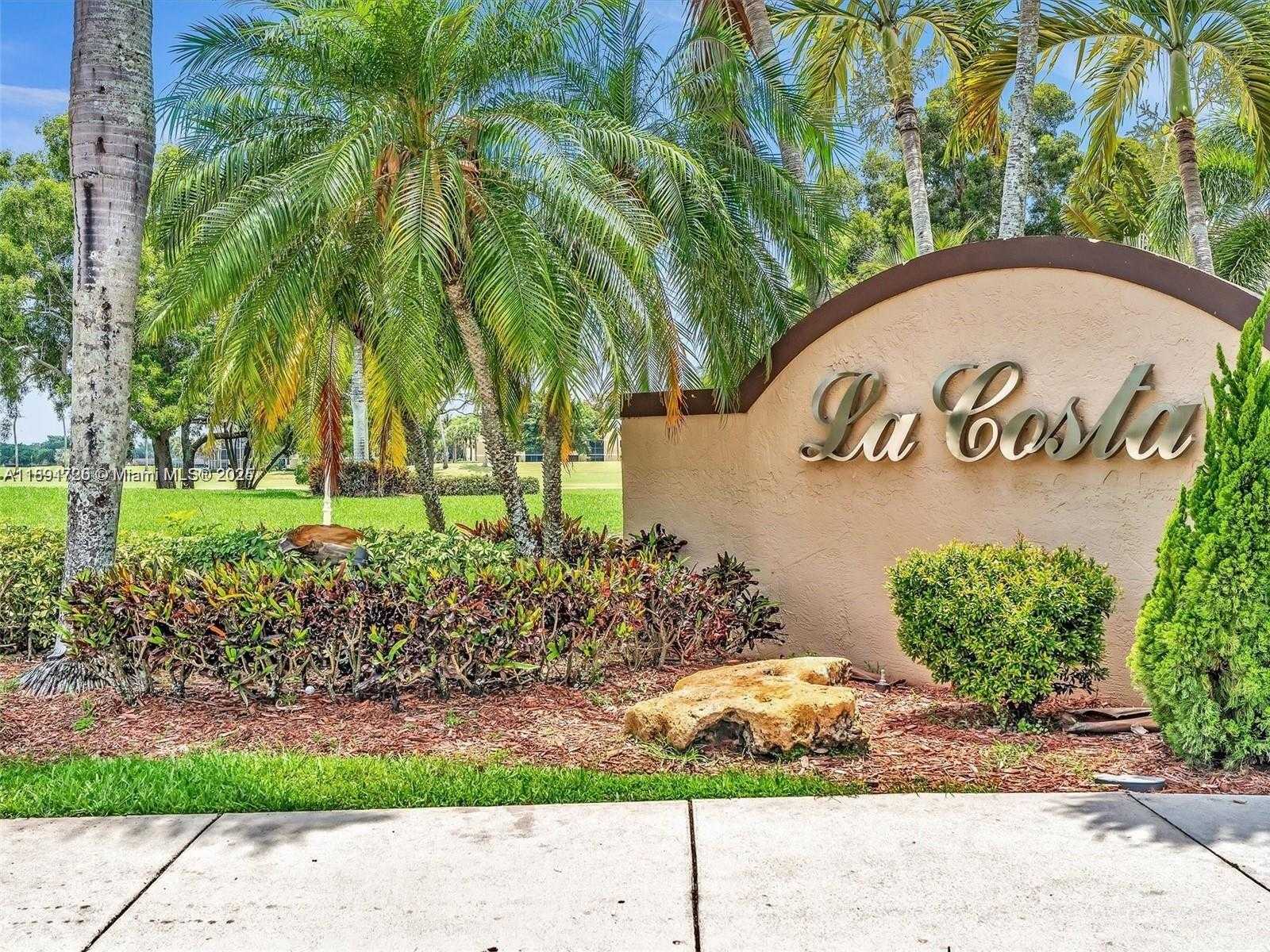 Small Image of 214 LA COSTA CT, Weston Number 26