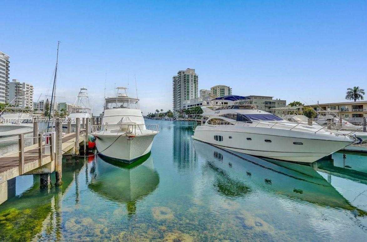 Small Image of 7900 HARBOR ISLAND DR #802, North Bay Village Number 30
