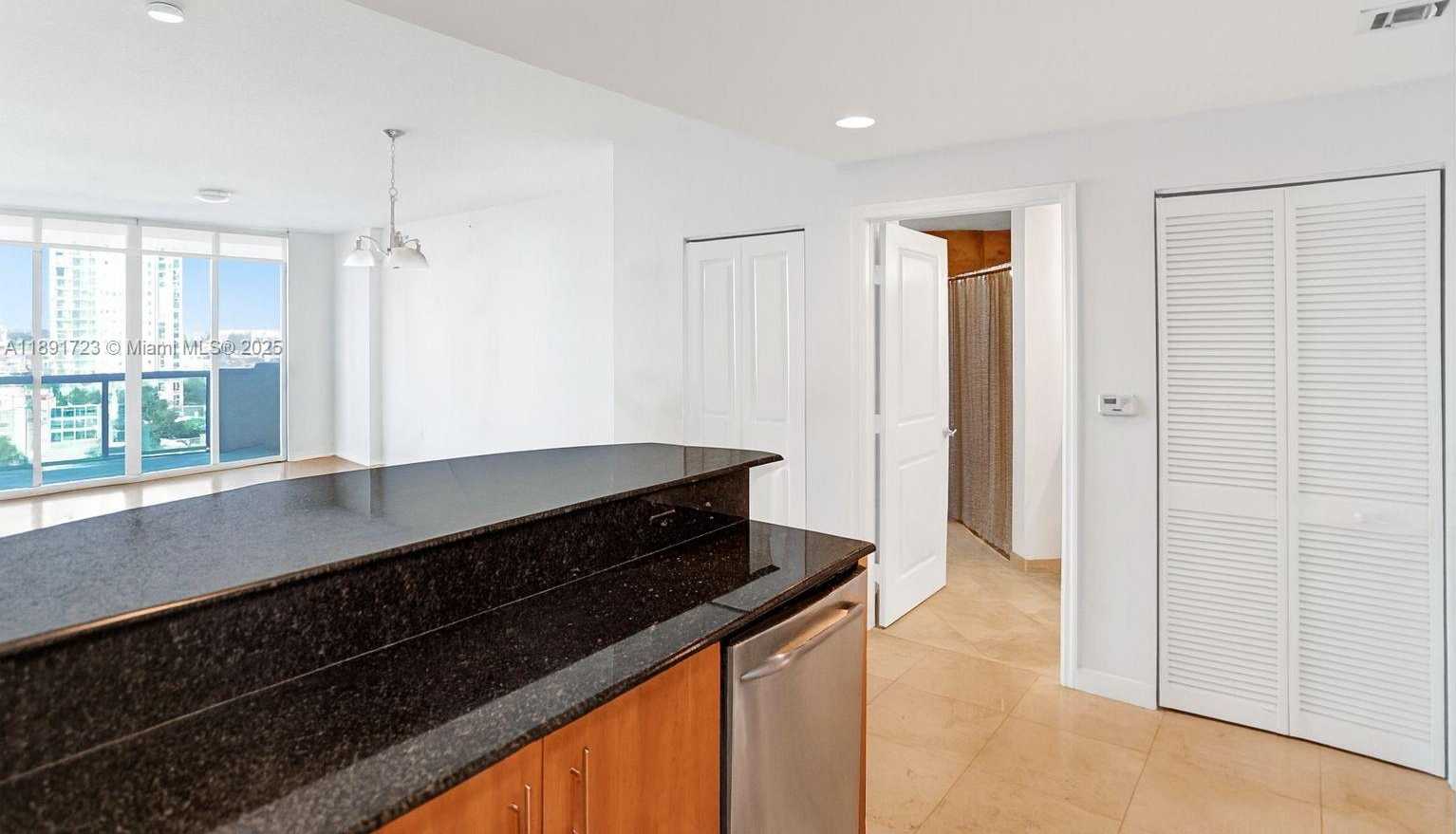 Small Image of 7900 HARBOR ISLAND DR #802, North Bay Village Number 6