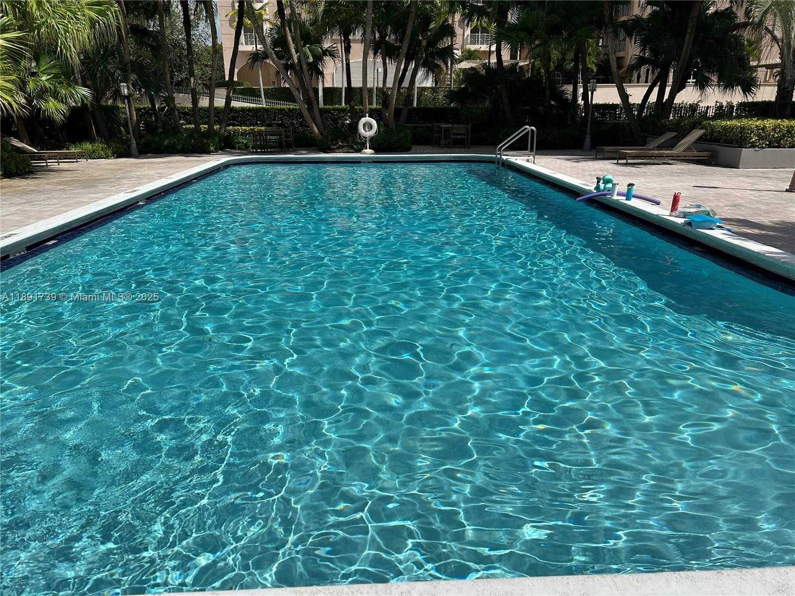 Small Image of 625 BILTMORE WAY #104, Coral Gables Number 18