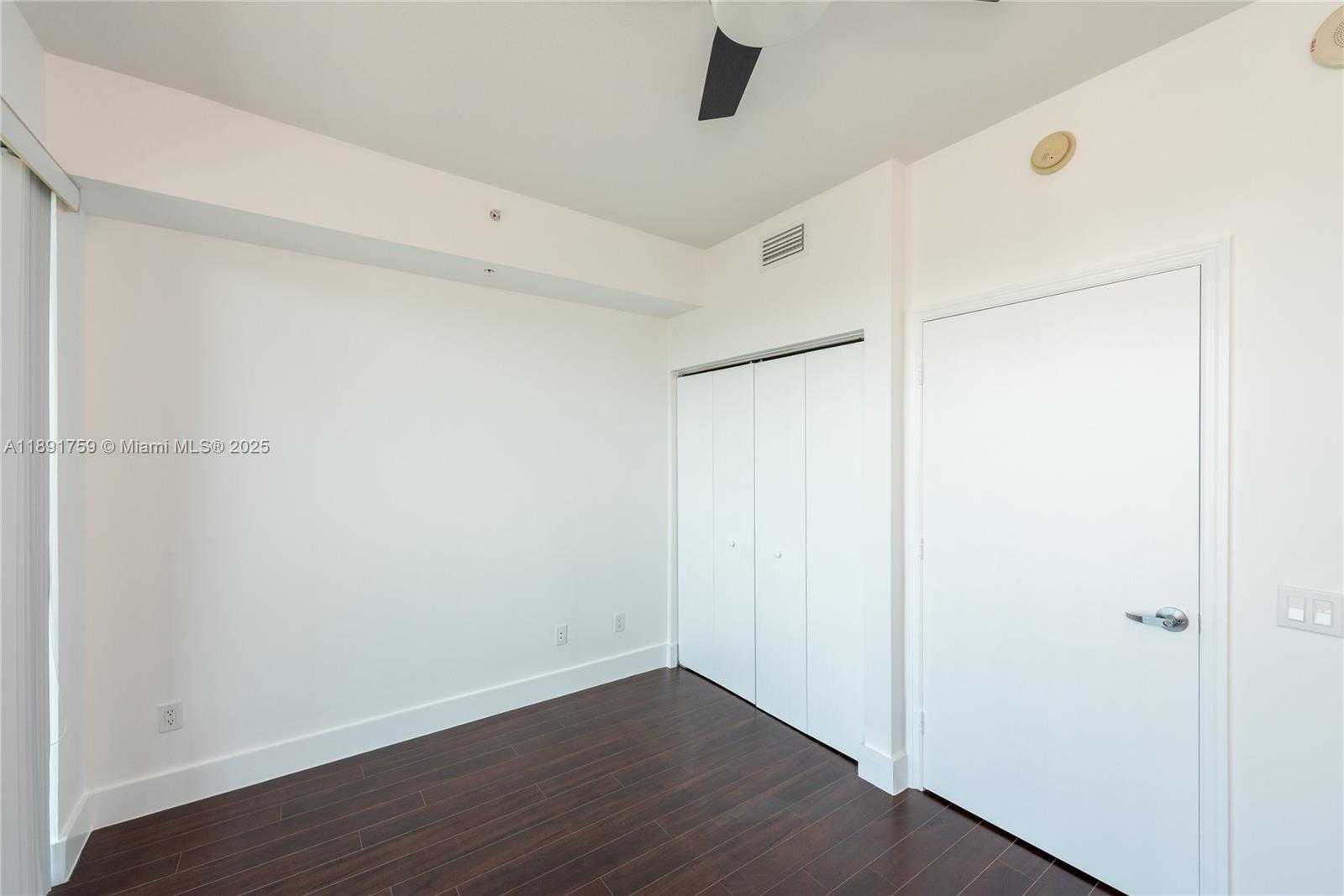 Small Image of 60 SOUTH WEST 13TH ST #2017, Miami Number 15