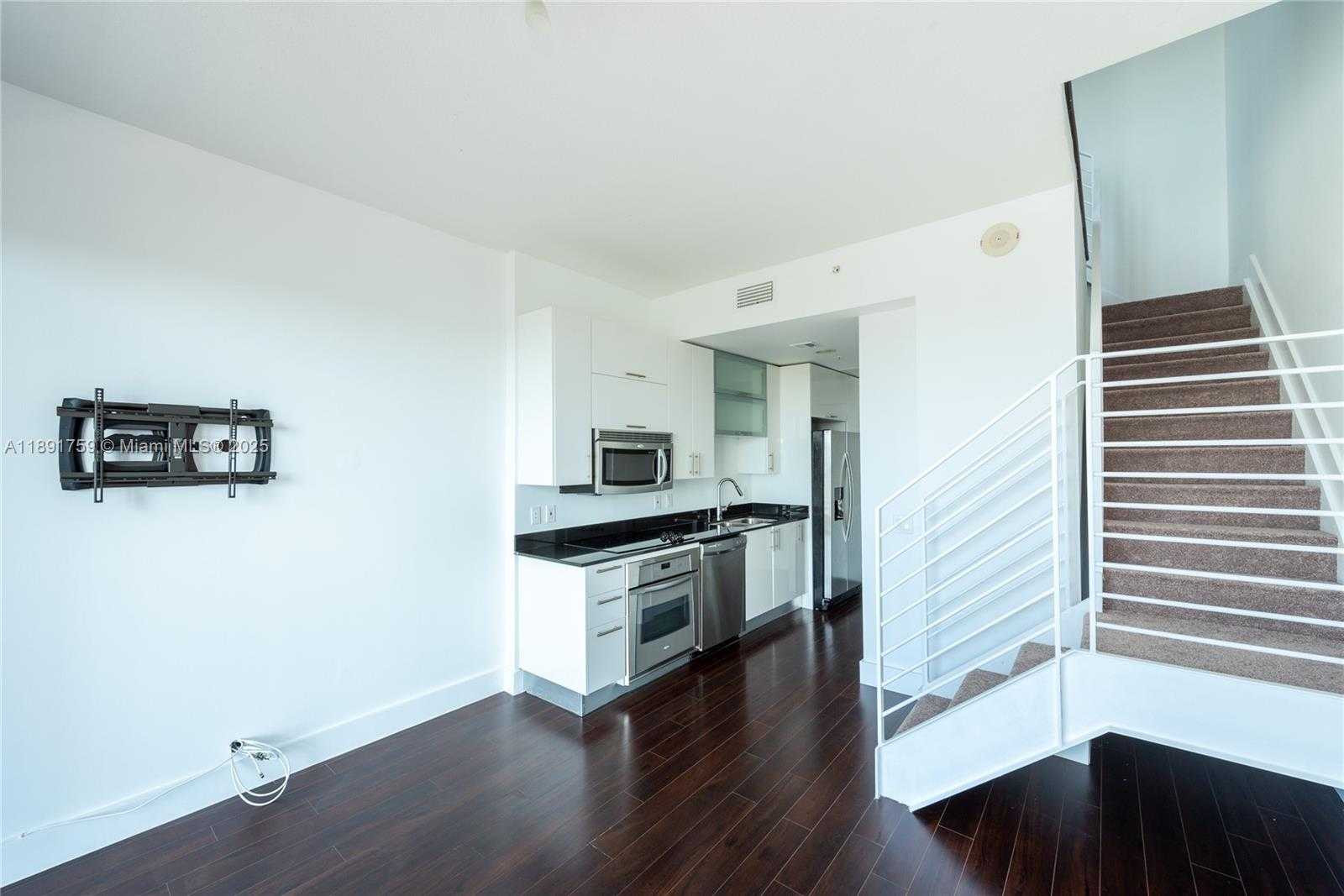Small Image of 60 SOUTH WEST 13TH ST #2017, Miami Number 3