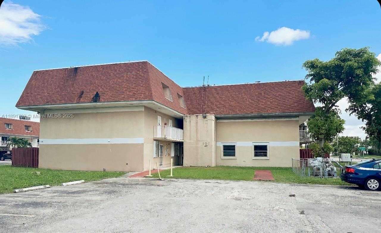 Small Image of 250 NORTH WEST 107TH AVE #222, Miami Number 8