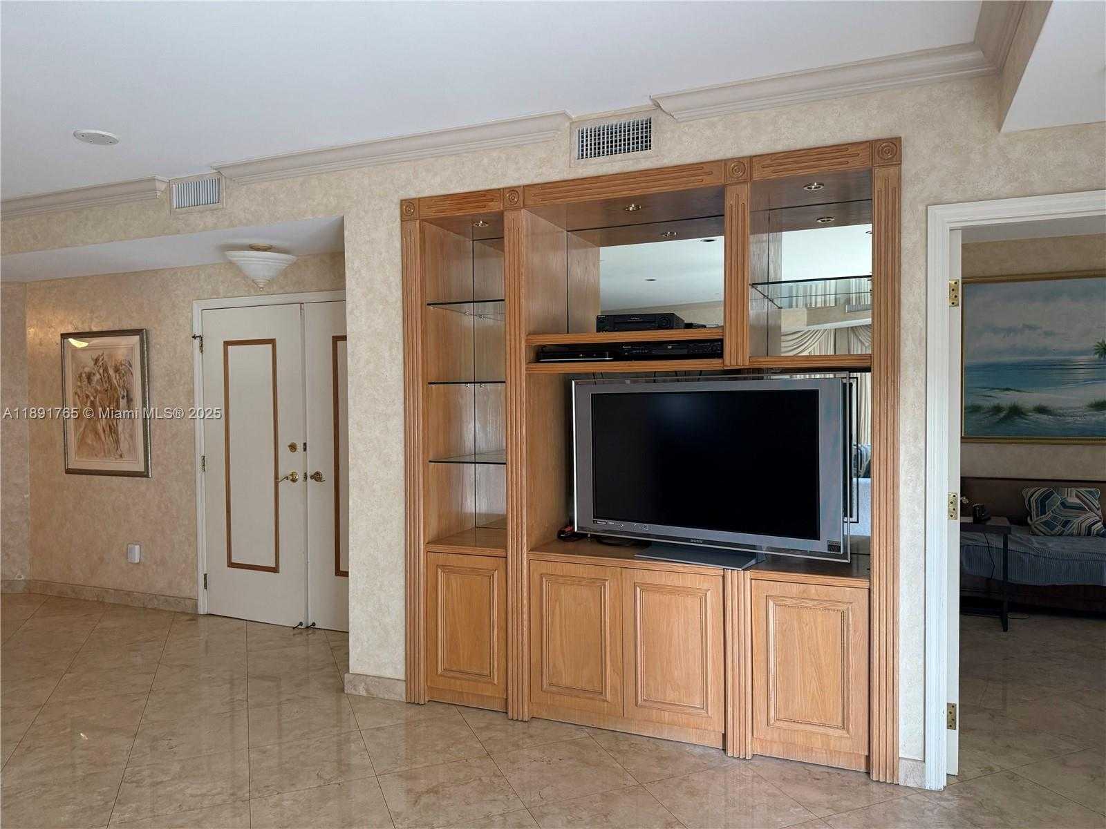 Small Image of 9601 COLLINS AVE #507, Bal Harbour Number 10