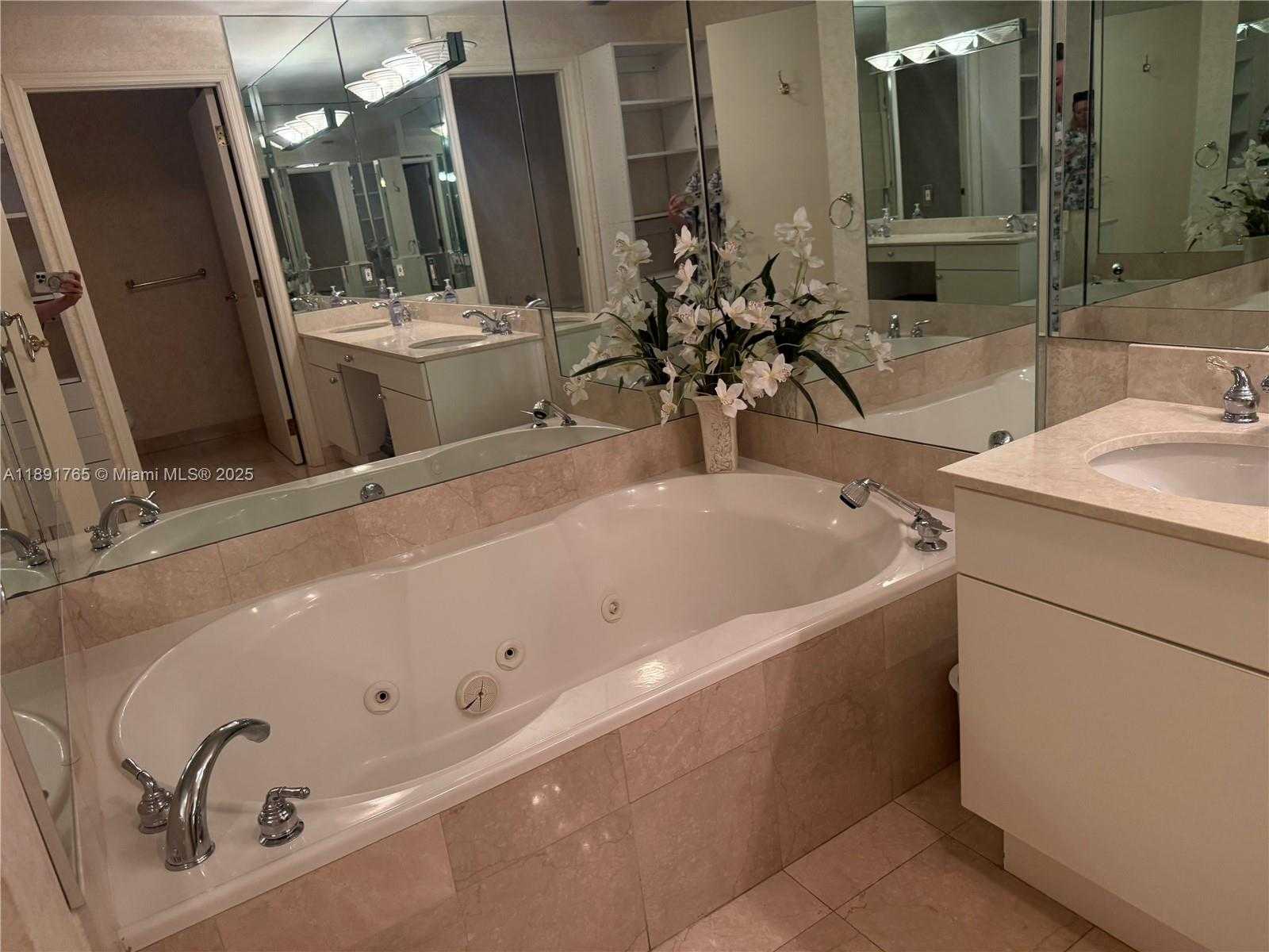 Small Image of 9601 COLLINS AVE #507, Bal Harbour Number 19