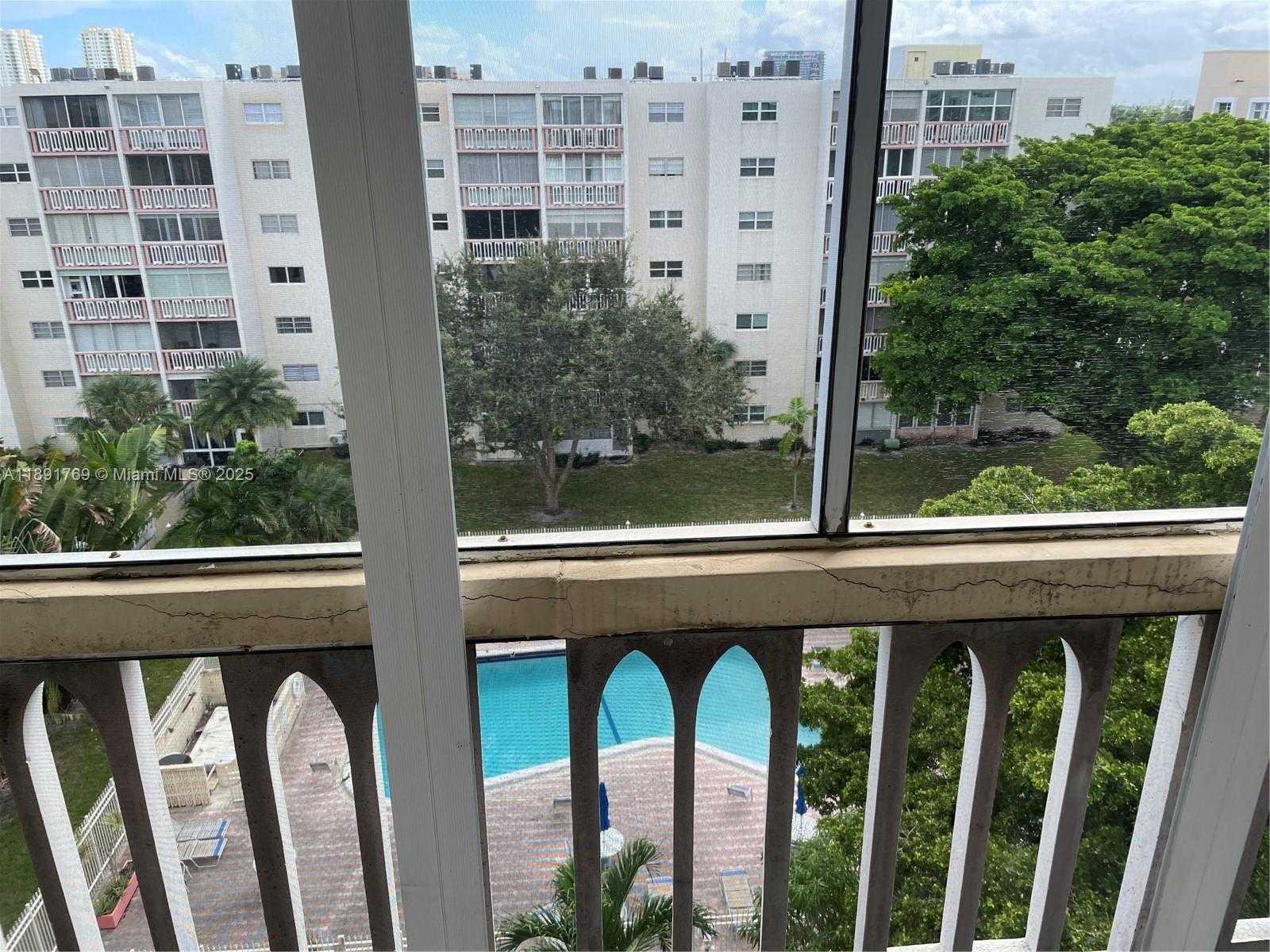 Small Image of 1001 NORTH EAST 14TH AVE #706, Hallandale Beach Number 2