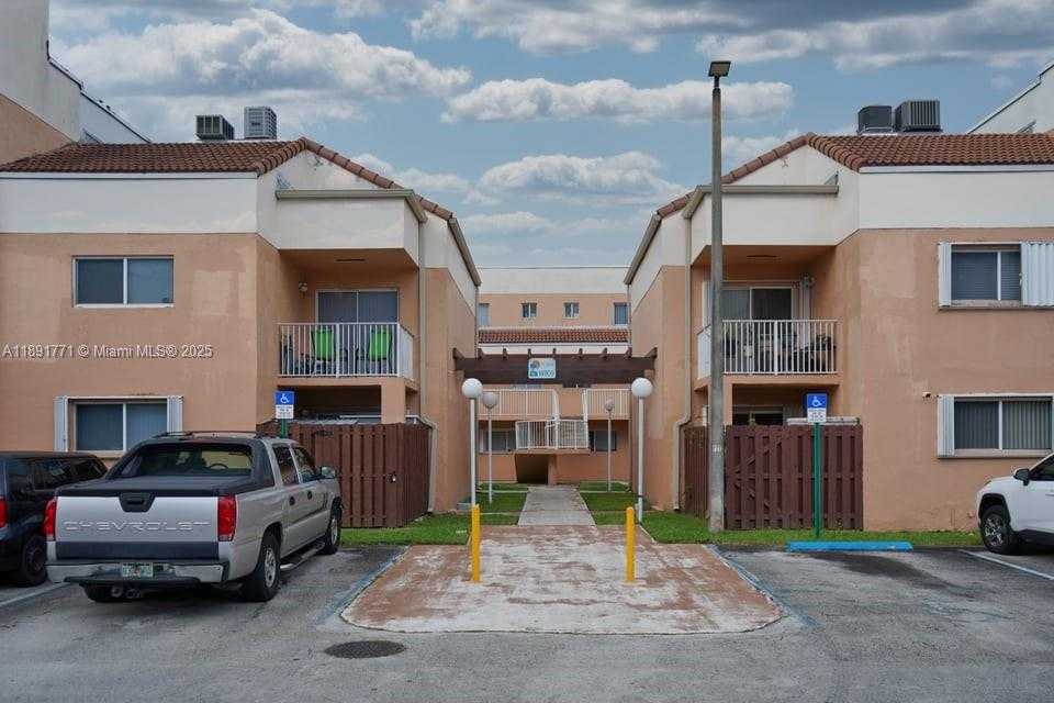 Small Image of 14909 SOUTH WEST 80TH ST #106, Miami Number 2
