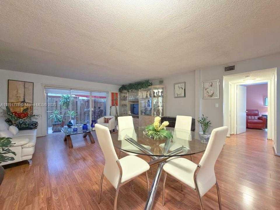 Small Image of 14909 SOUTH WEST 80TH ST #106, Miami Number 12