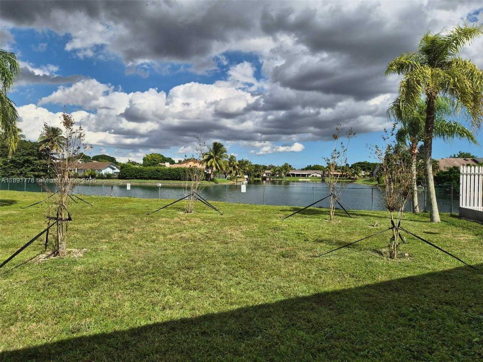 Small Image of 14909 SOUTH WEST 80TH ST #106, Miami Number 29