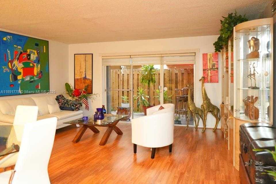 Small Image of 14909 SOUTH WEST 80TH ST #106, Miami Number 7