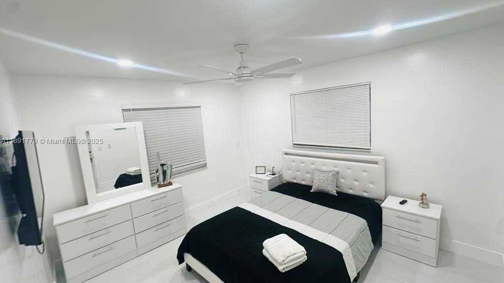 Small Image of 541 SOUTH EAST 17TH AVE #541, Deerfield Beach Number 19