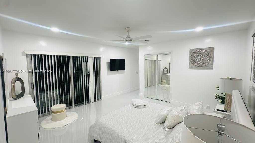 Small Image of 541 SOUTH EAST 17TH AVE #541, Deerfield Beach Number 22