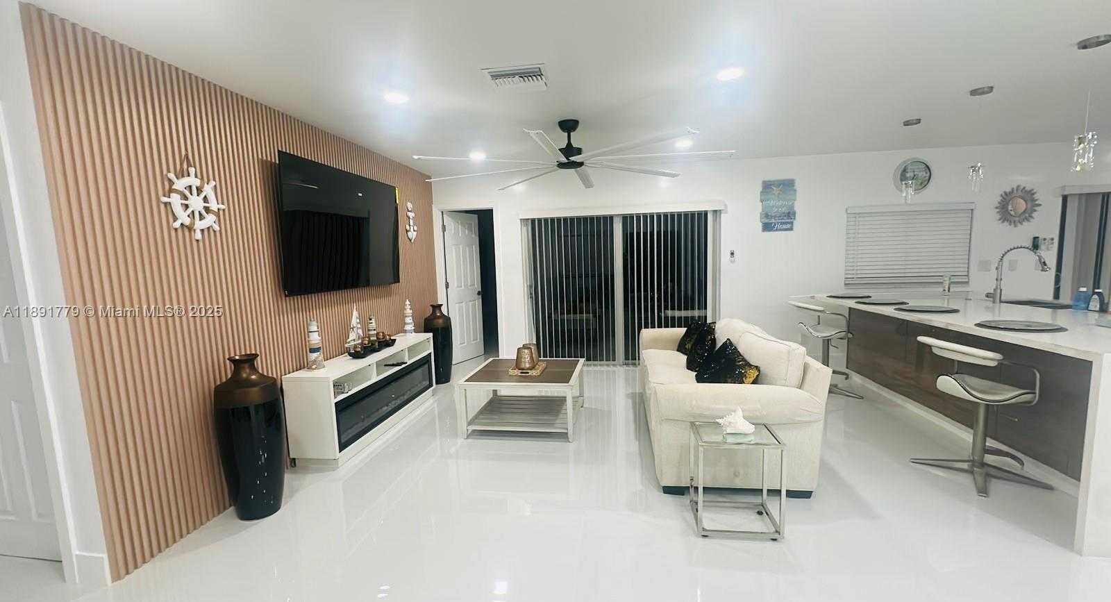 Small Image of 541 SOUTH EAST 17TH AVE #541, Deerfield Beach Number 23