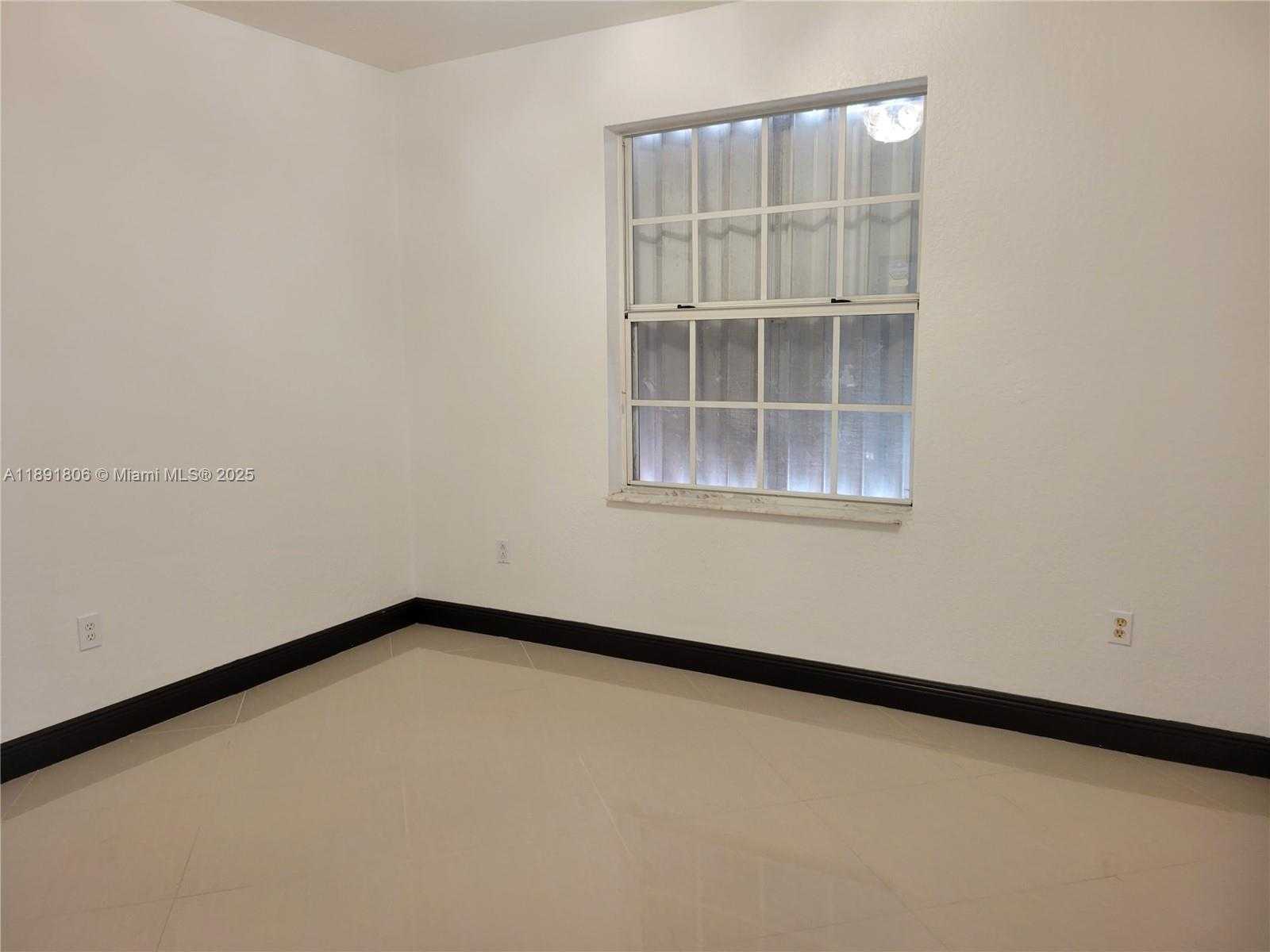 Small Image of 8900 NORTH WEST 148TH TER, Miami Lakes Number 5