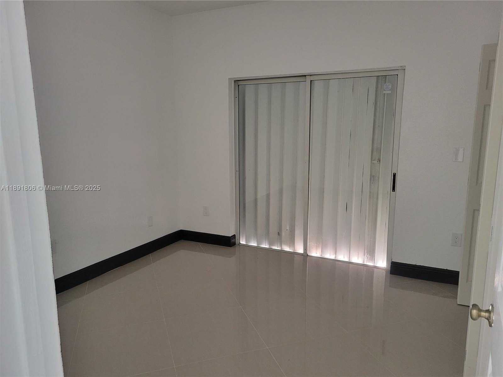 Small Image of 8900 NORTH WEST 148TH TER, Miami Lakes Number 6