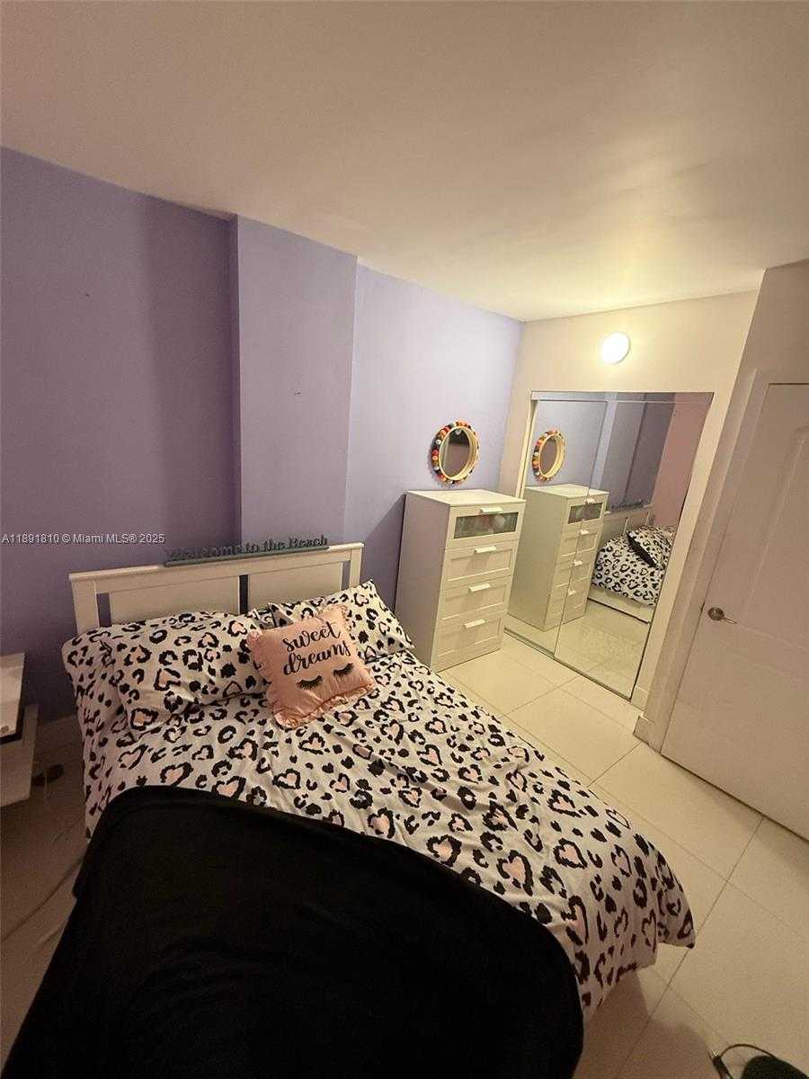 Small Image of 19370 COLLINS AVE #912, Sunny Isles Beach Number 11