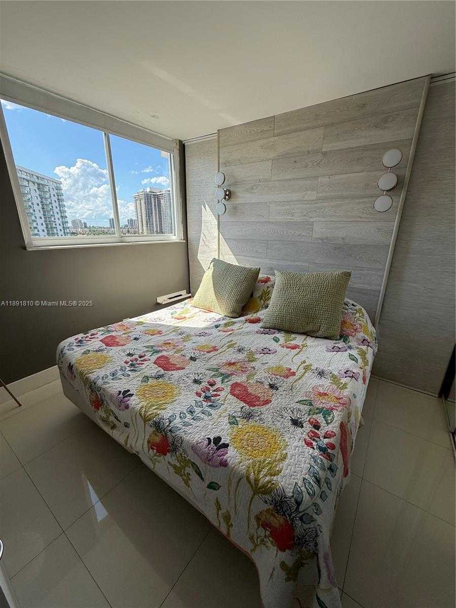 Small Image of 19370 COLLINS AVE #912, Sunny Isles Beach Number 16