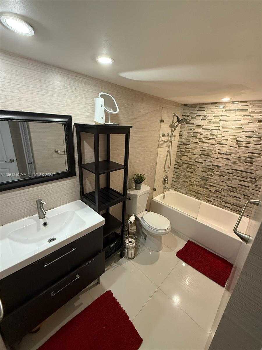 Small Image of 19370 COLLINS AVE #912, Sunny Isles Beach Number 2