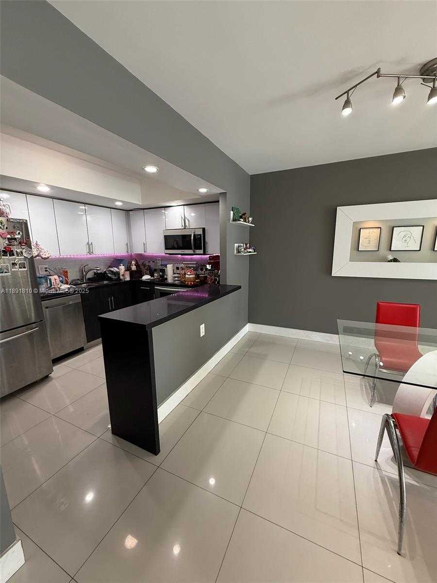 Small Image of 19370 COLLINS AVE #912, Sunny Isles Beach Number 8