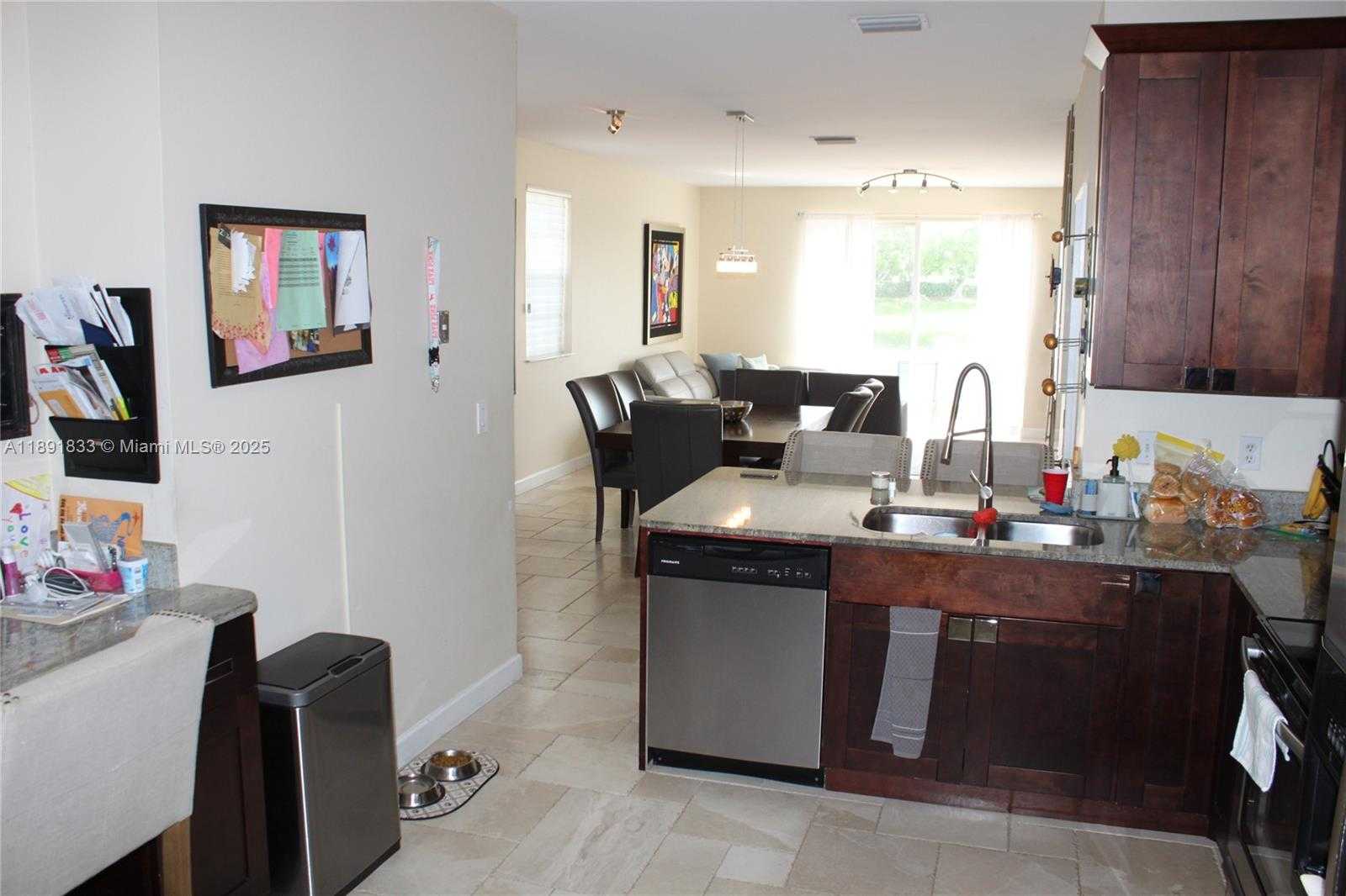 Small Image of 3678 SAN SIMEON CIR, Weston Number 22