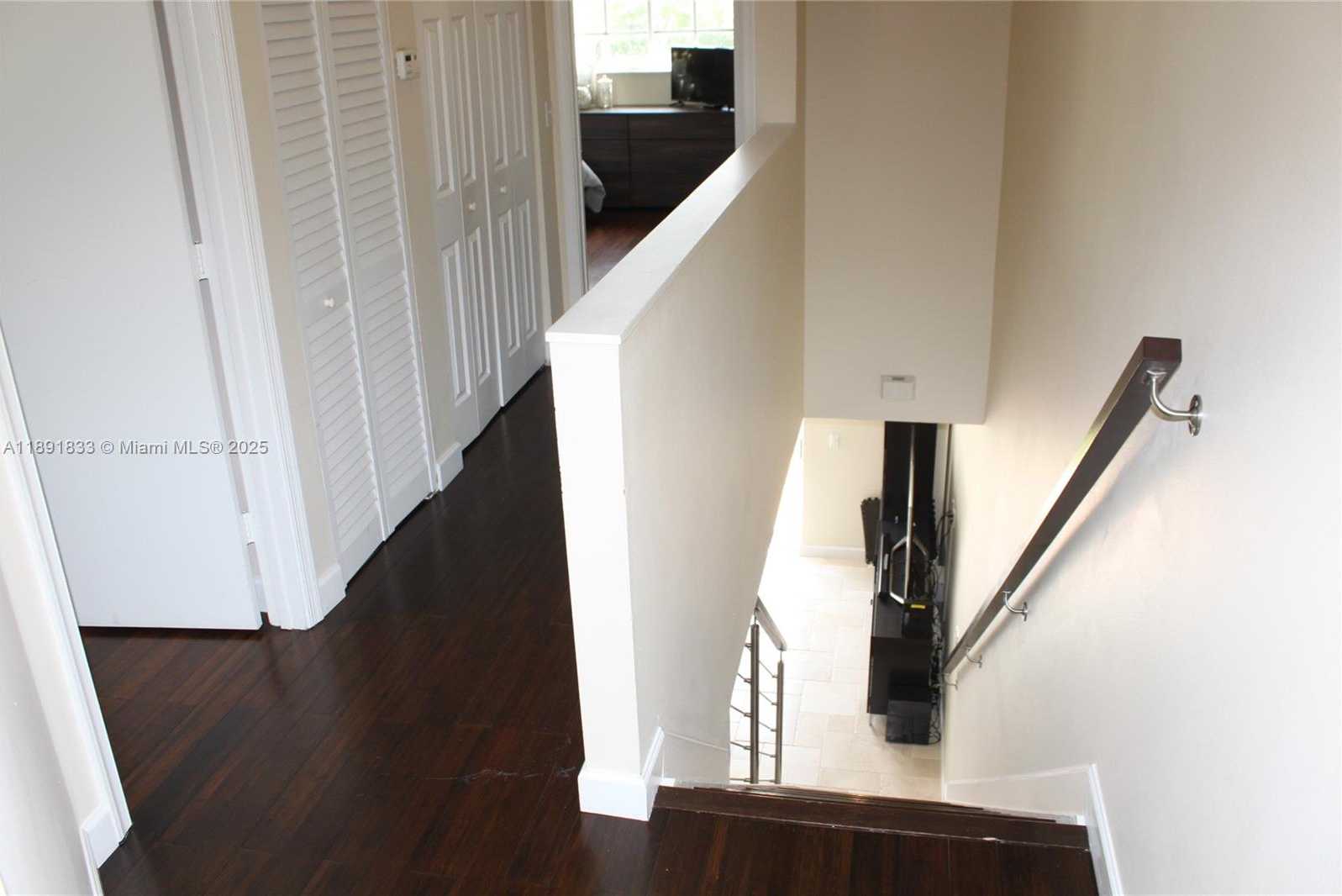 Small Image of 3678 SAN SIMEON CIR, Weston Number 6