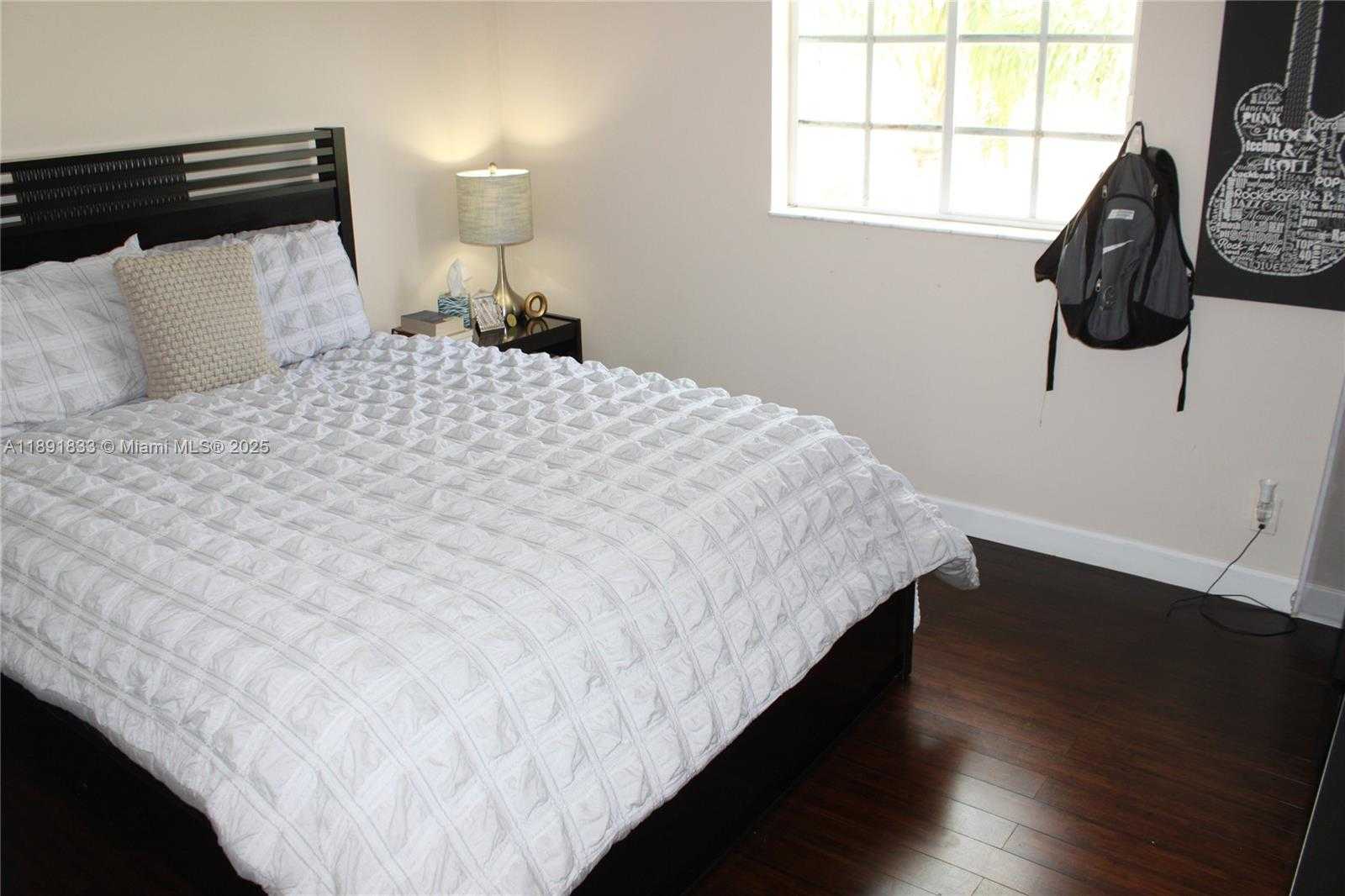 Small Image of 3678 SAN SIMEON CIR, Weston Number 7