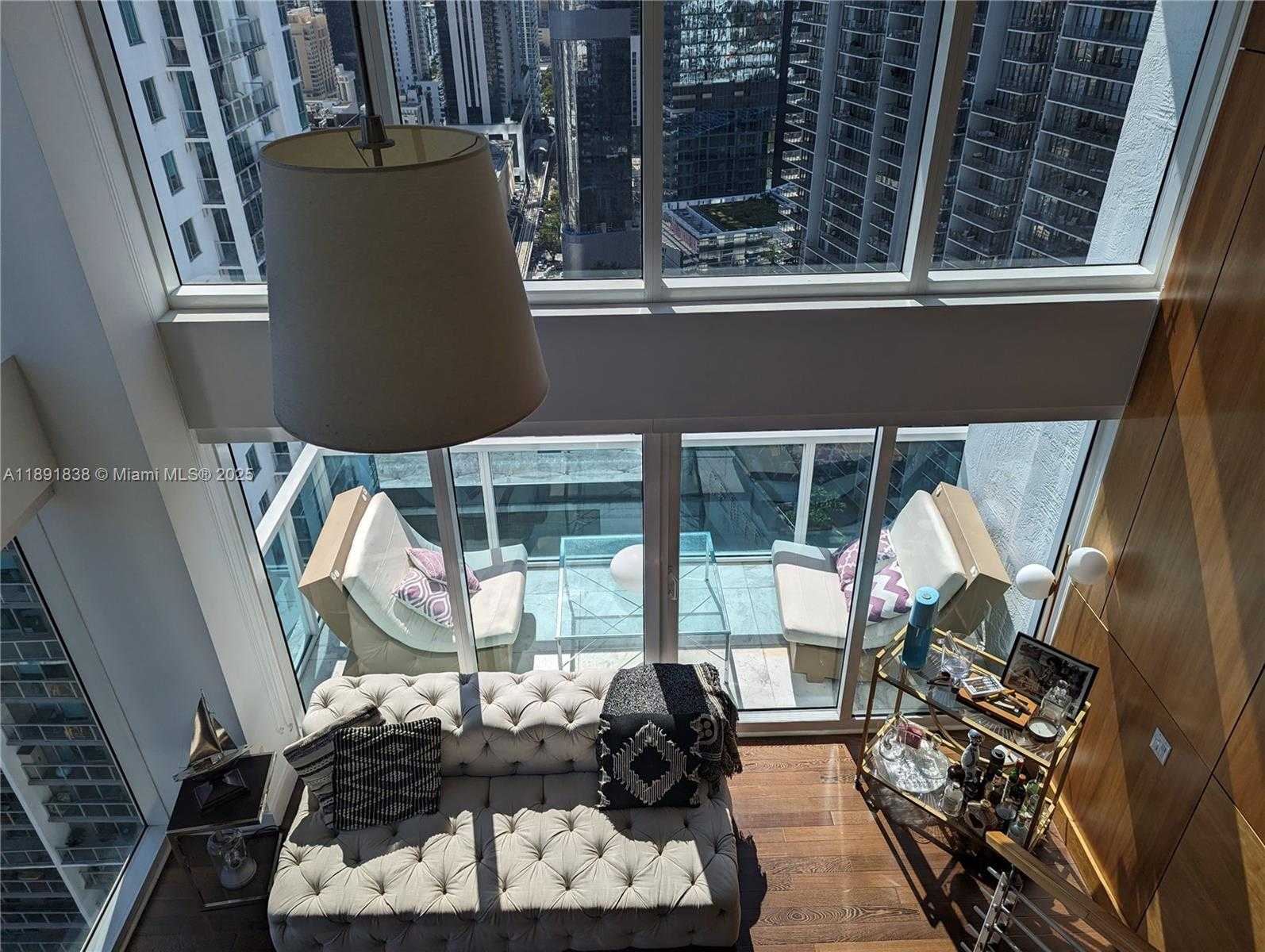 Small Image of 41 SOUTH EAST 5TH ST #2302, Miami Number 16