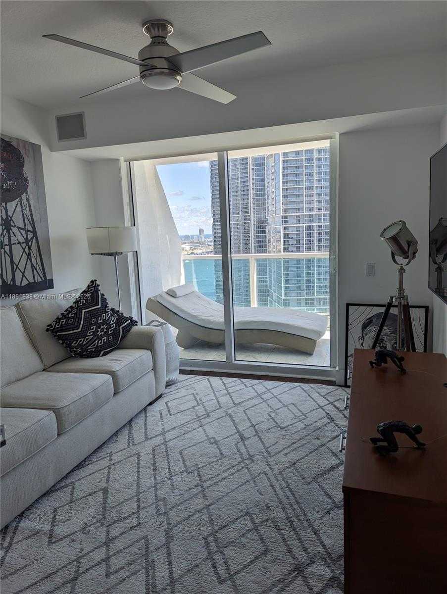Small Image of 41 SOUTH EAST 5TH ST #2302, Miami Number 23