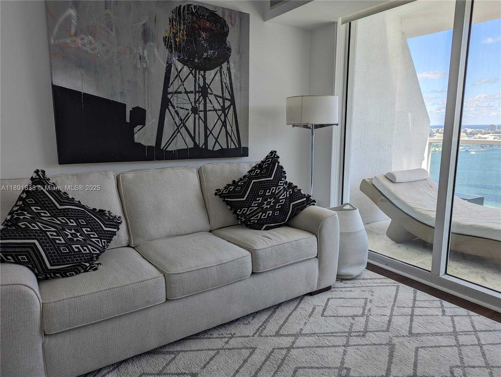 Small Image of 41 SOUTH EAST 5TH ST #2302, Miami Number 25