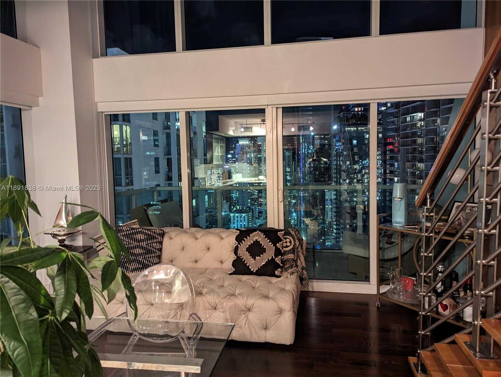 Small Image of 41 SOUTH EAST 5TH ST #2302, Miami Number 36