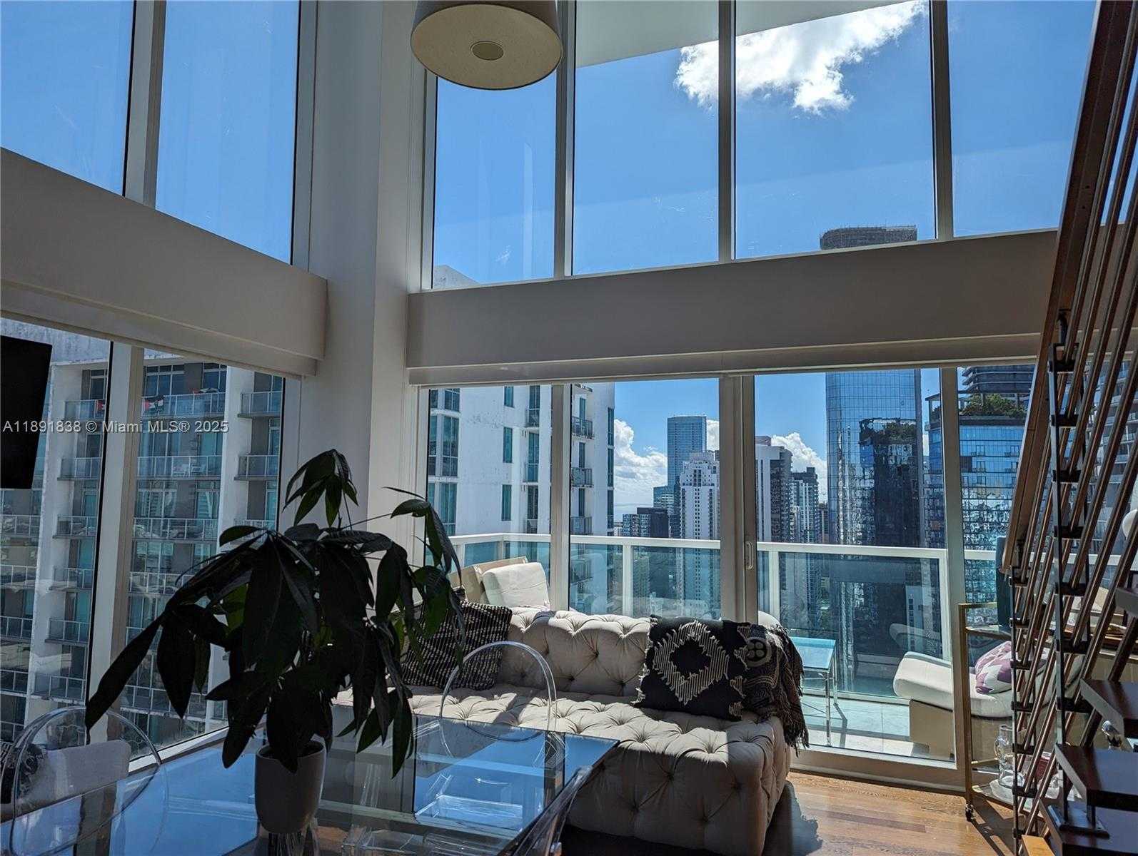 Small Image of 41 SOUTH EAST 5TH ST #2302, Miami Number 5