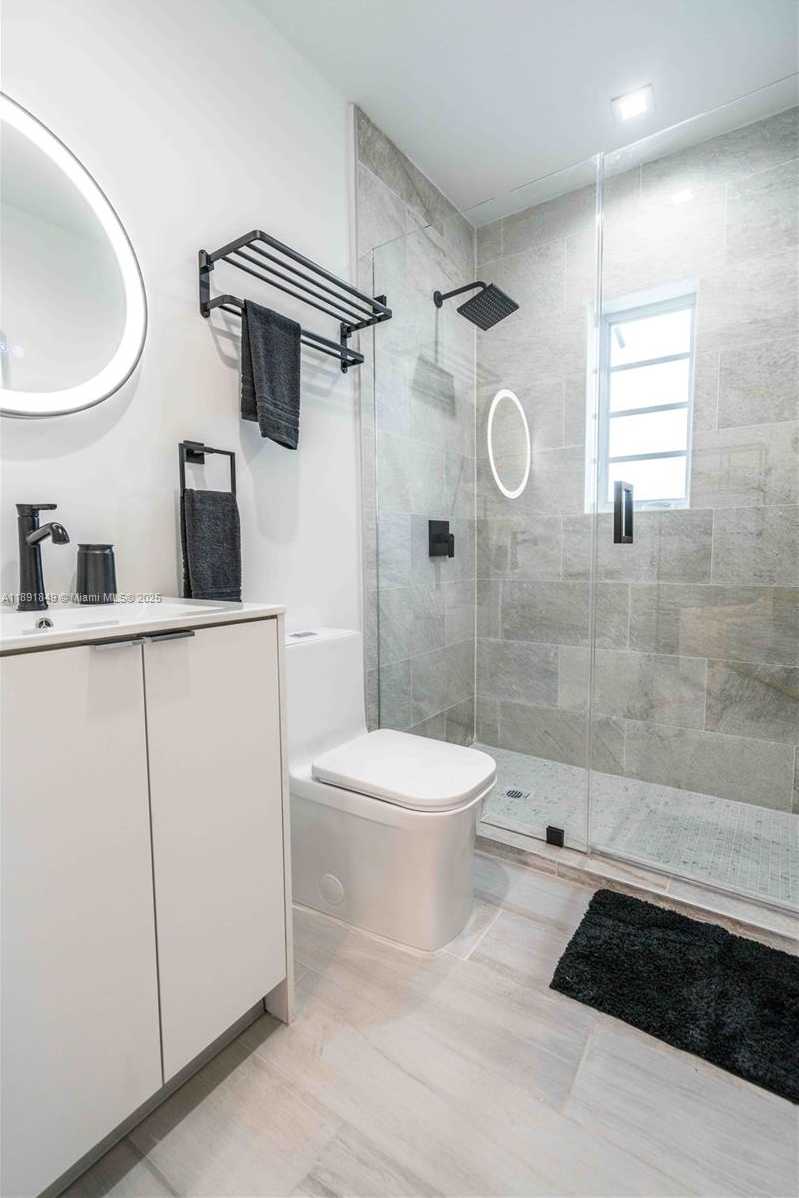 Small Image of 960 JEFFERSON AVE #204, Miami Beach Number 16