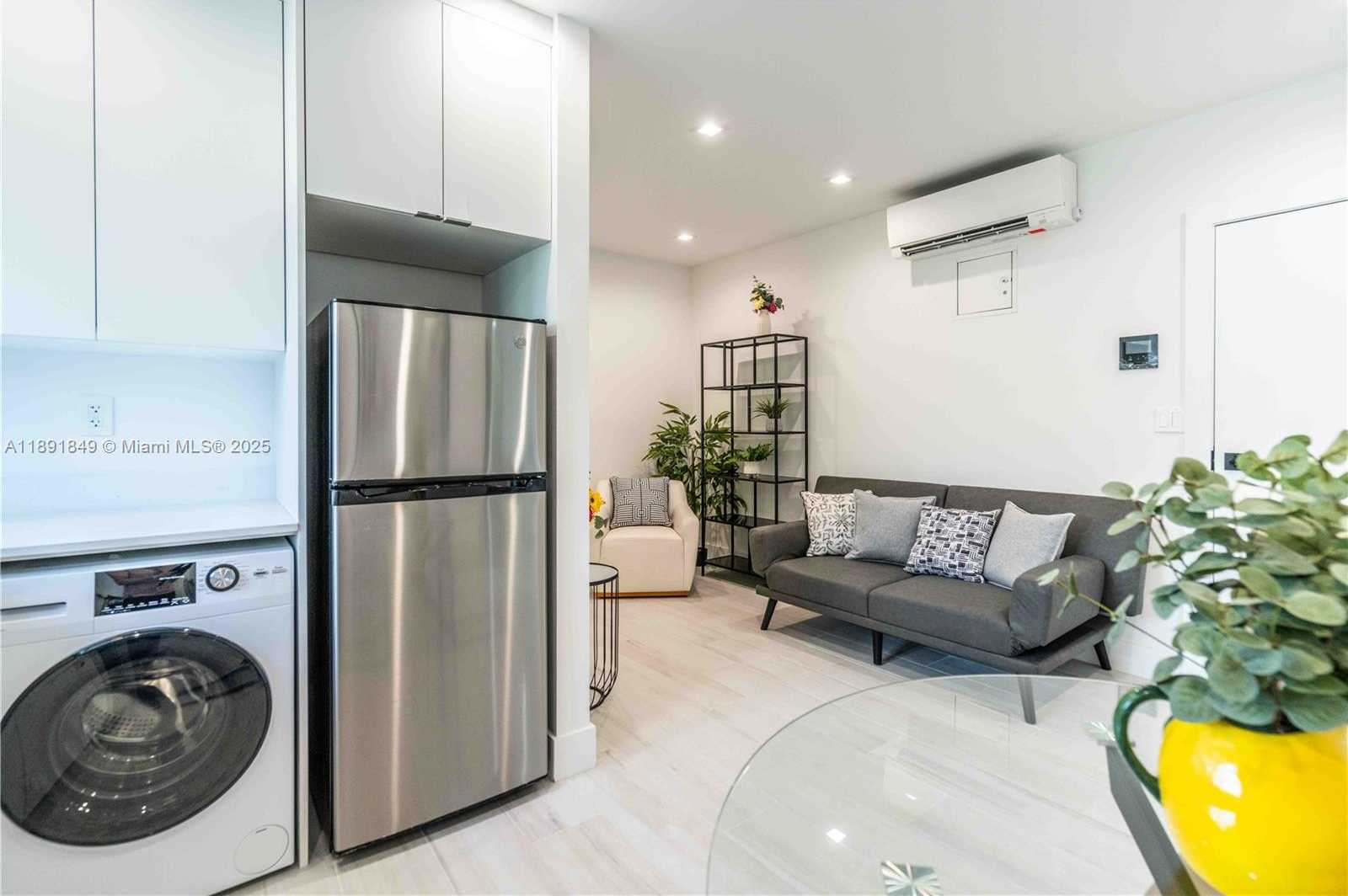 Small Image of 960 JEFFERSON AVE #204, Miami Beach Number 8