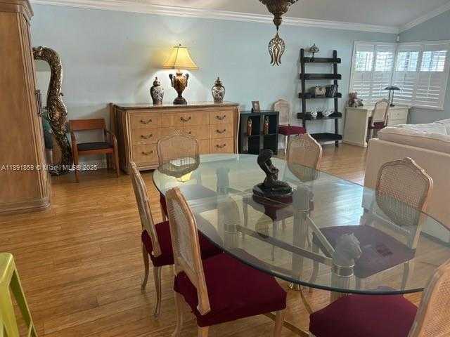 Small Image of 2909 OAK PARK CIR, Davie Number 14