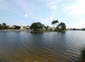 Small Image of 2909 OAK PARK CIR, Davie Number 18