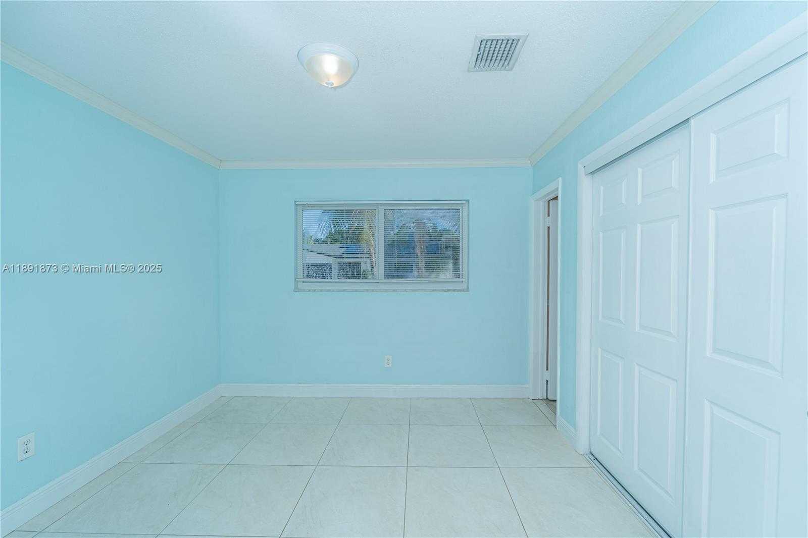 Small Image of 430 NORTH EAST 145TH ST #N/A, Miami Number 11