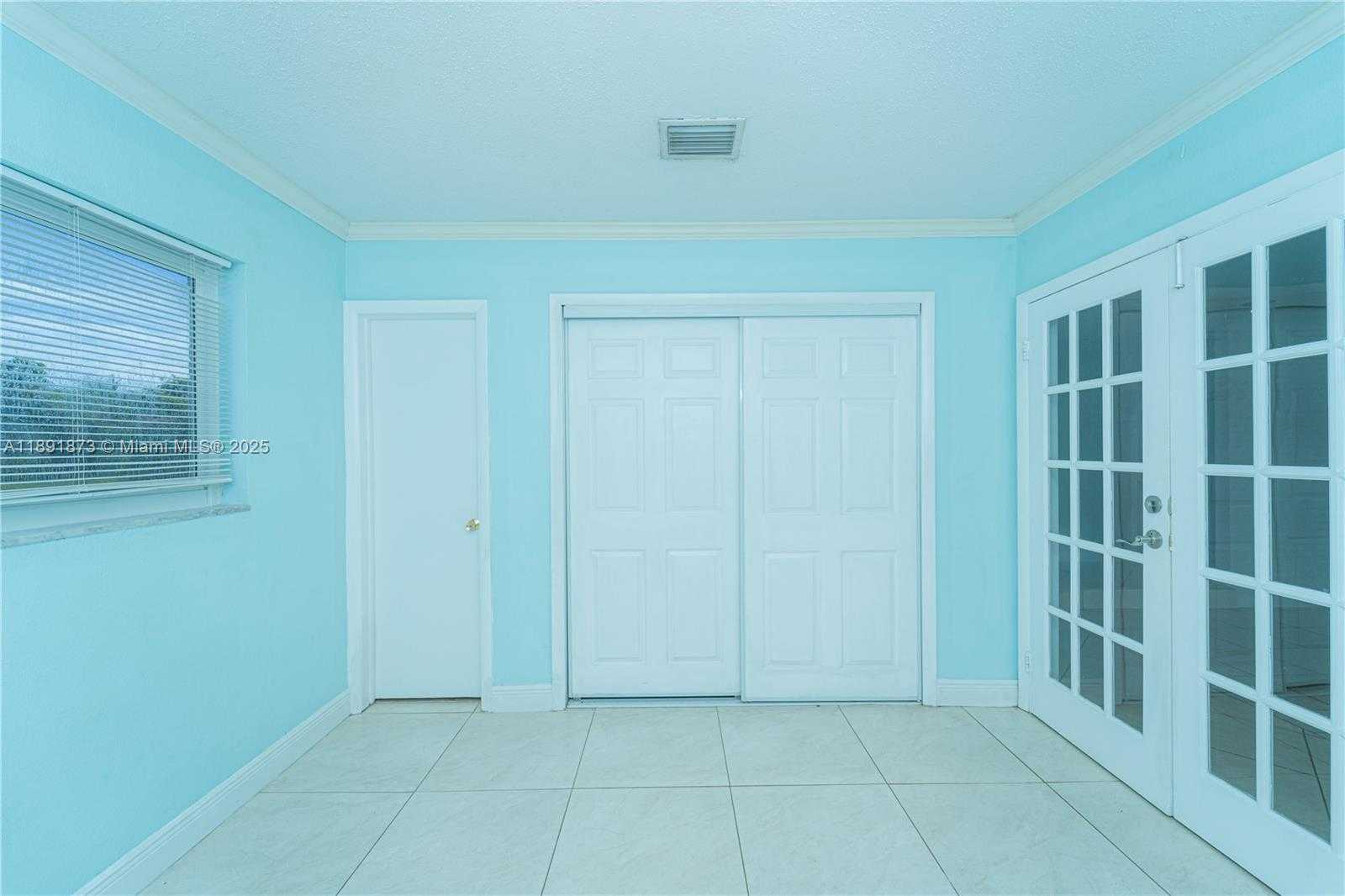 Small Image of 430 NORTH EAST 145TH ST #N/A, Miami Number 12