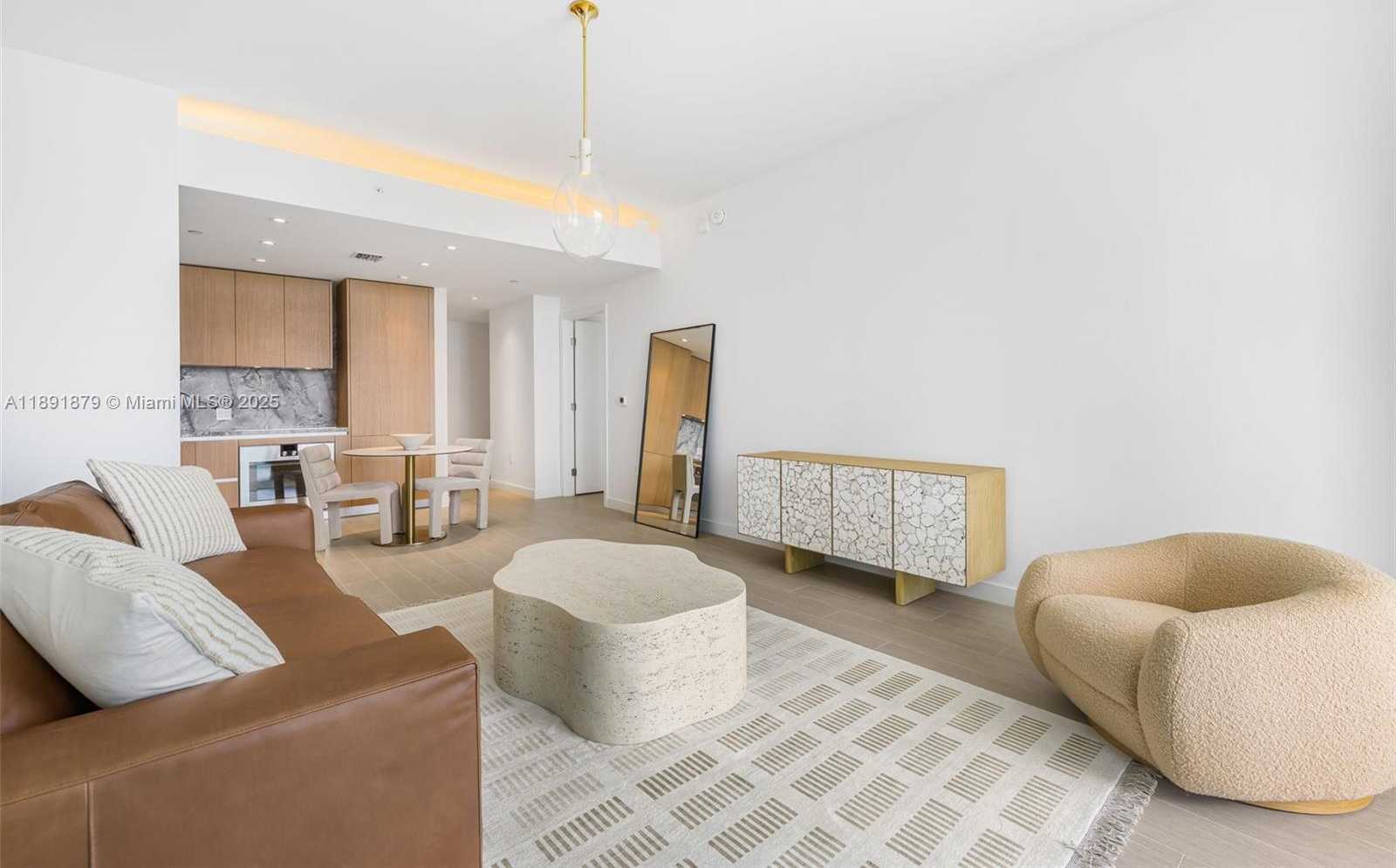 Small Image of 500 ALTON RD #1004, Miami Beach Number 2
