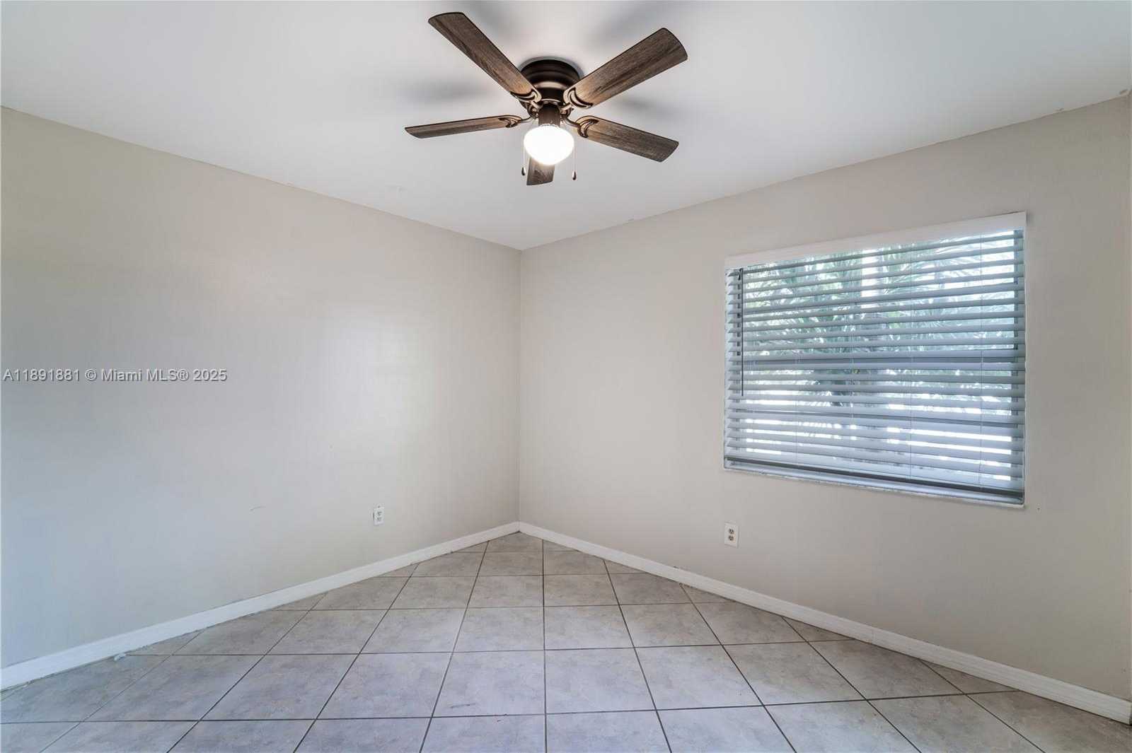 Small Image of 13040 SOUTH WEST 262ND LN, Homestead Number 11
