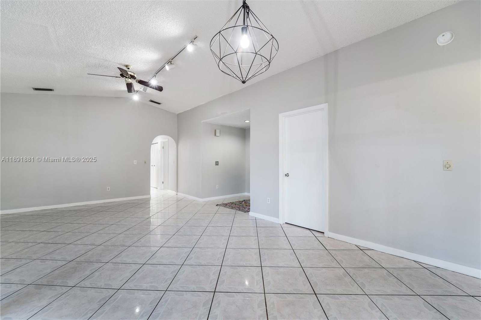 Small Image of 13040 SOUTH WEST 262ND LN, Homestead Number 25