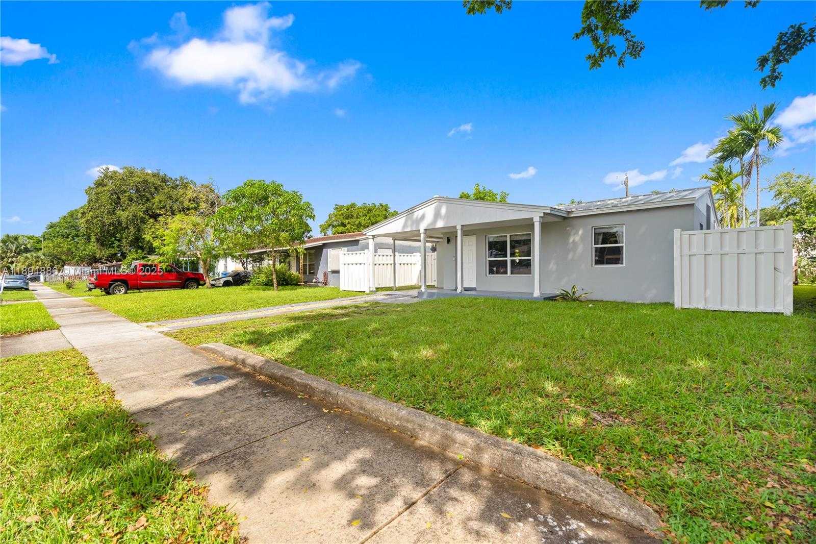 Small Image of 301 NORTH WEST 53RD CT, Oakland Park Number 3
