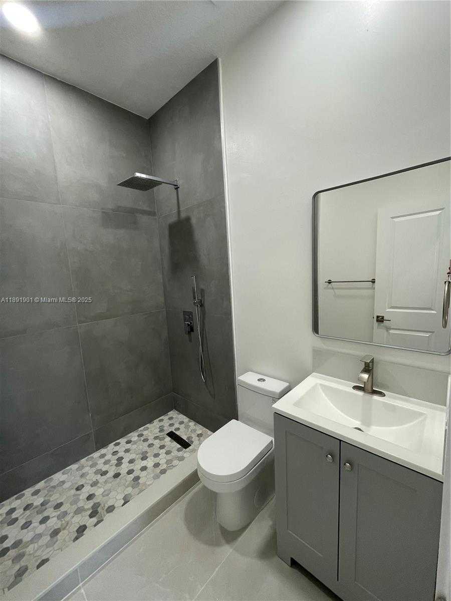 Small Image of 30778 SOUTH WEST 192ND AVE #1, Homestead Number 10