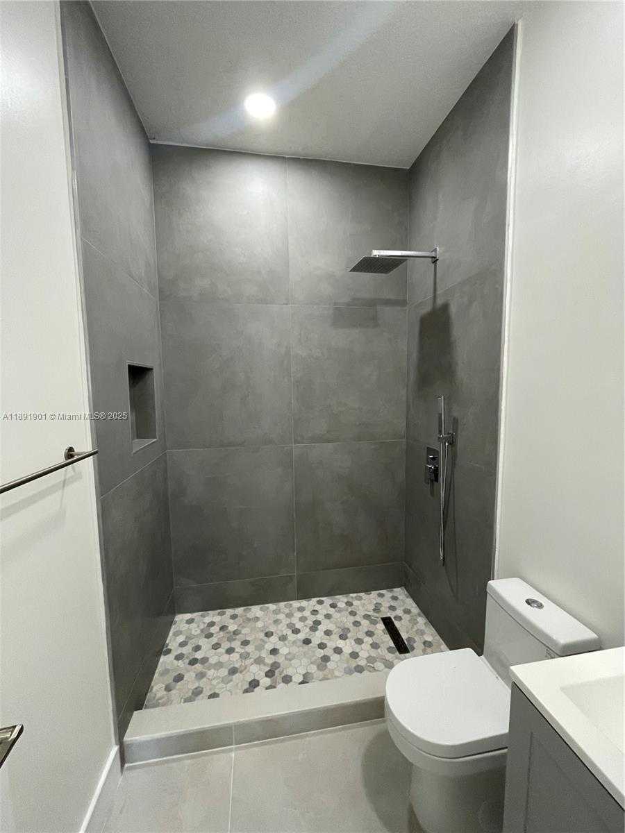 Small Image of 30778 SOUTH WEST 192ND AVE #1, Homestead Number 9
