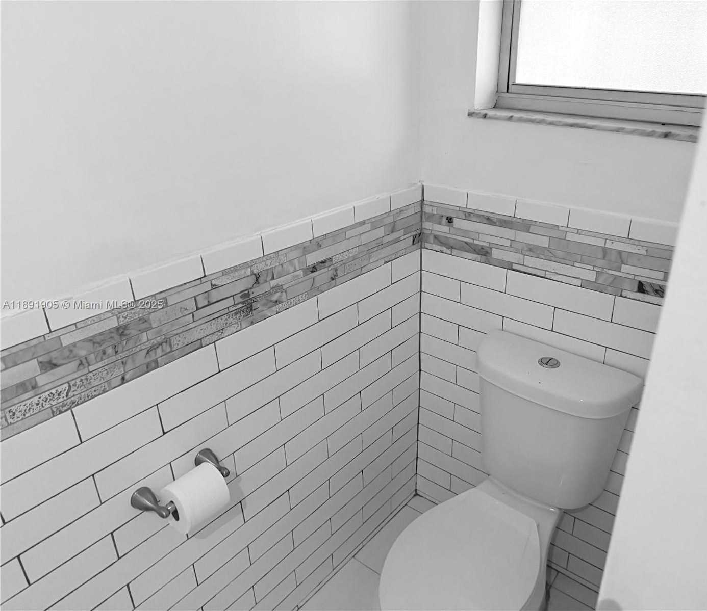 Small Image of 4101 INDIAN CREEK DR #301, Miami Beach Number 17